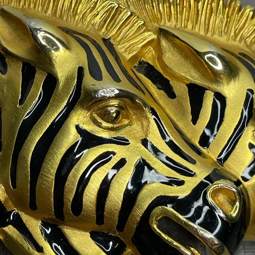 Vintage DOREEN RYAN Double Zebra Head Gold Black 1.25 in adjustable belt 35 in